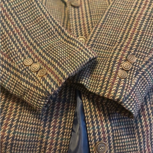 White Stag Womens Brown, Tan, Plaid Wool Blend Two Button Blazer. Size 26W - Picture 5 of 11